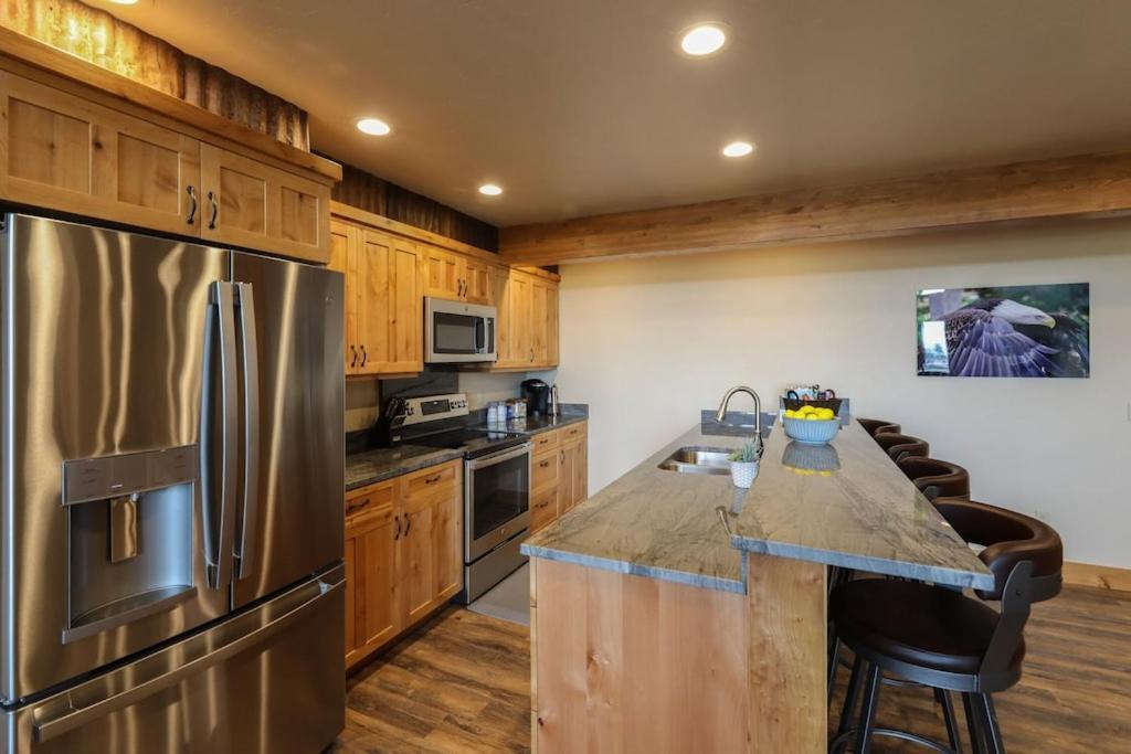 Townhome Next To Clubhouse In Exclusive Eagle Bend - The Glacier Бигфорк Екстериор снимка