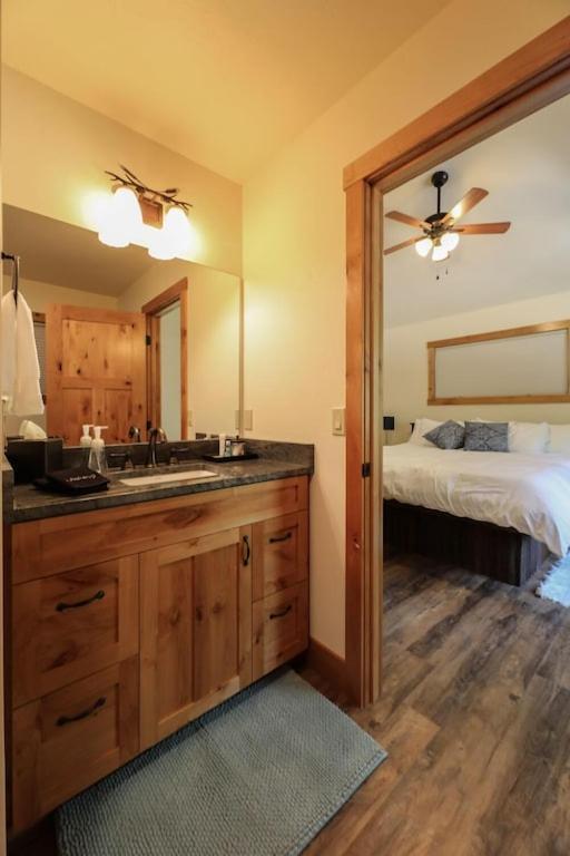 Townhome Next To Clubhouse In Exclusive Eagle Bend - The Glacier Бигфорк Екстериор снимка